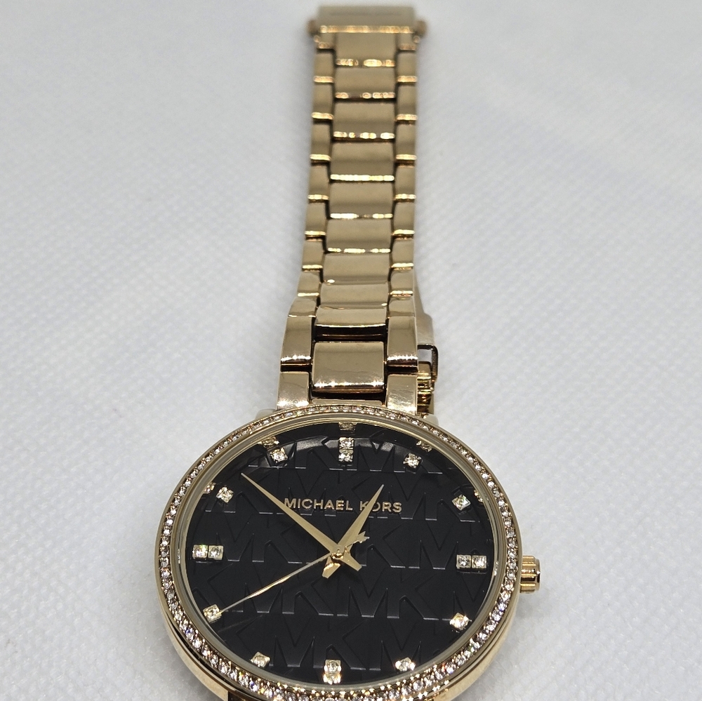 Michael Kors Gold Women Watch - Picture 12 of 16